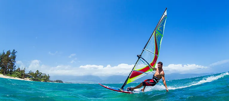 Planche à voile, s’initier sans pression